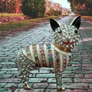 Sparkling Cat Brooch